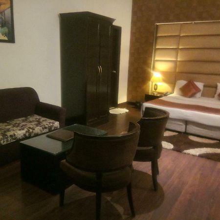 Hotel Comfort Zone New Delhi Luaran gambar